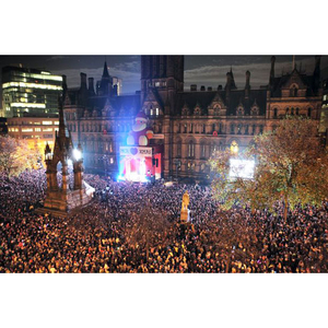 ?900K spent on All season high tech festive lights in Manchester